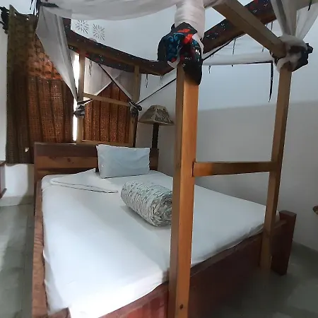 The Belle View Inn Bed & Breakfast Моші Екстер'єр фото